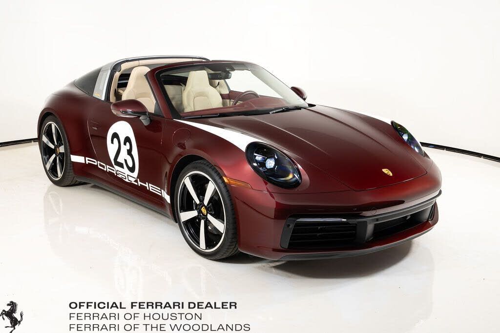 2021 PORSCHE 911