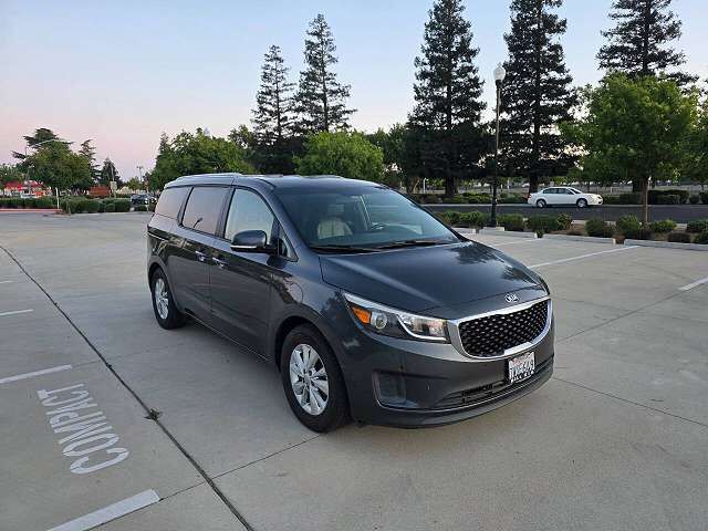 2017 KIA Sedona