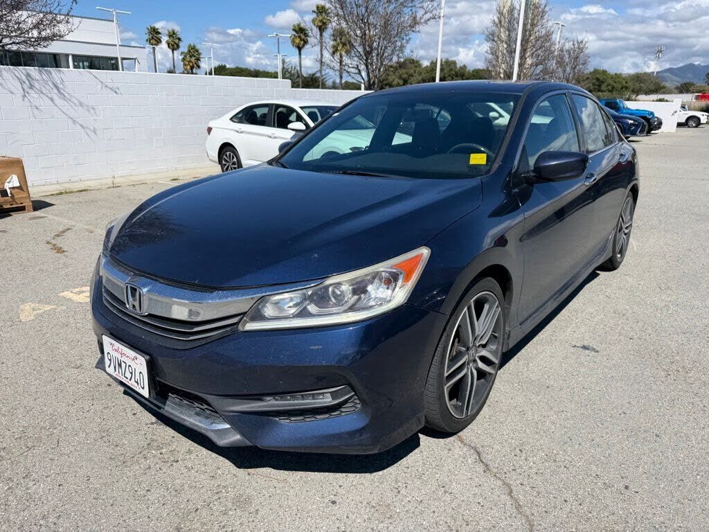 2017 HONDA Accord
