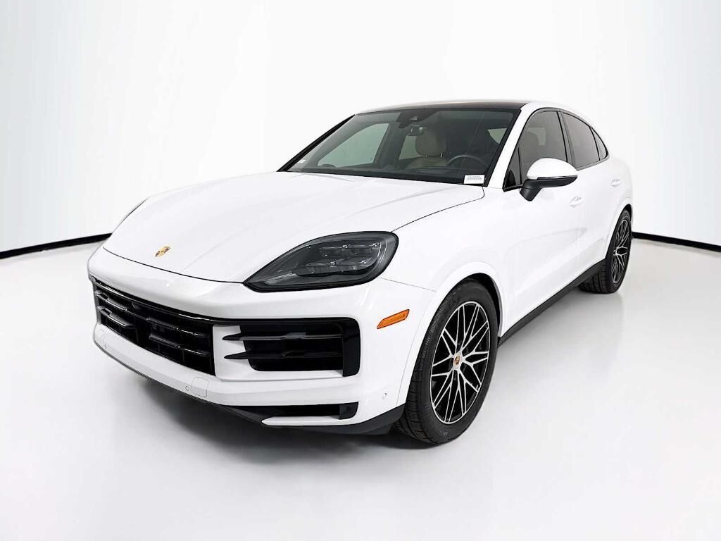 2025 PORSCHE Cayenne