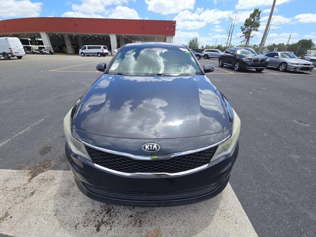 2017 KIA Optima