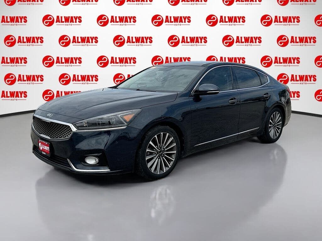 2018 KIA Cadenza