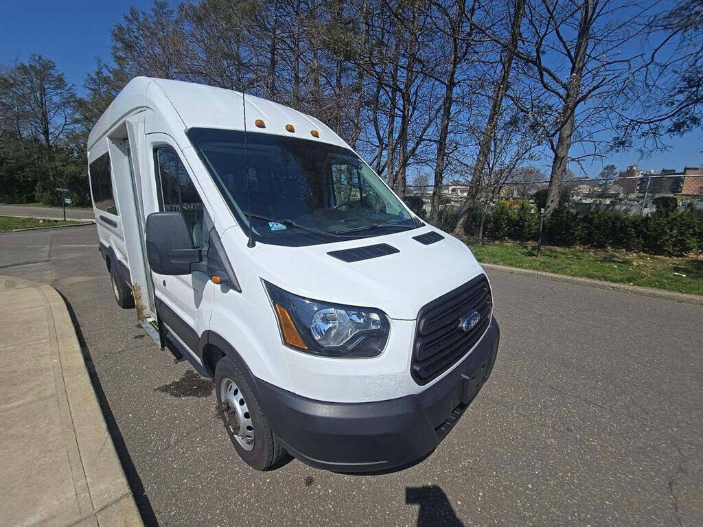 2019 FORD Transit