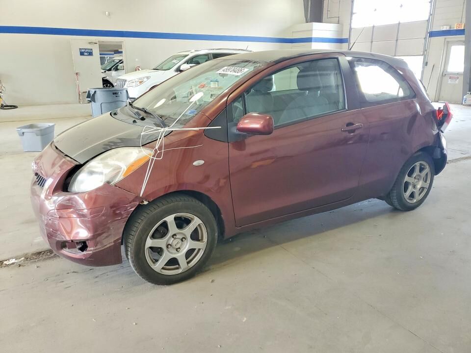 2010 TOYOTA Yaris