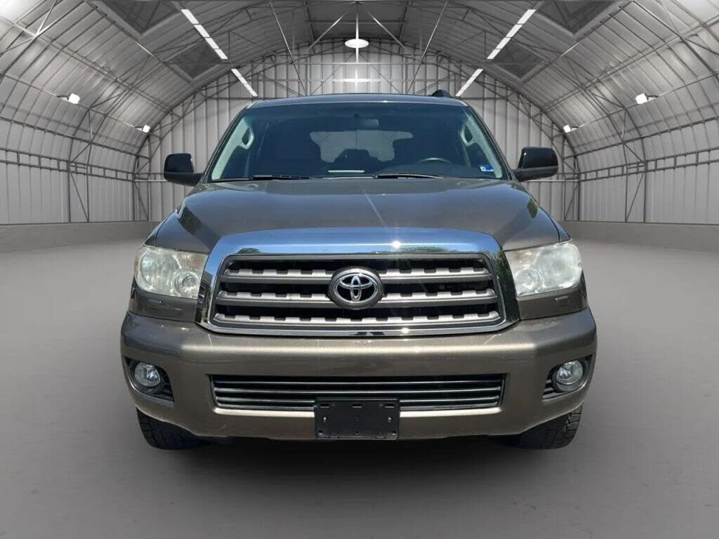 2012 TOYOTA Sequoia