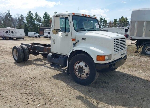2000 INTERNATIONAL 4700