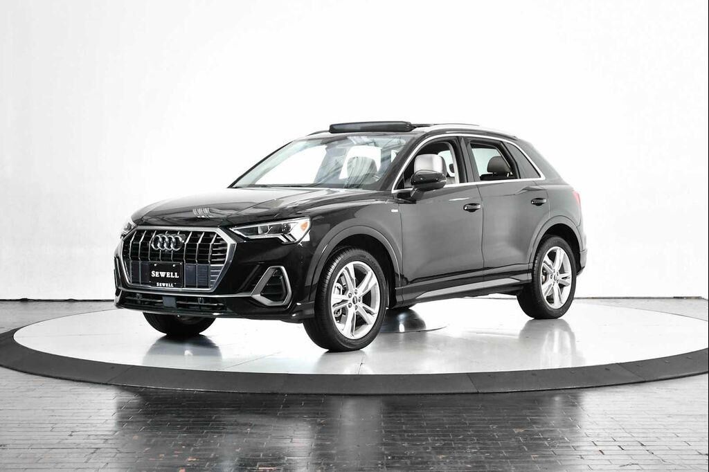 2022 AUDI Q3