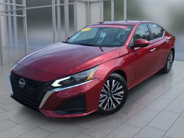 2023 NISSAN Altima