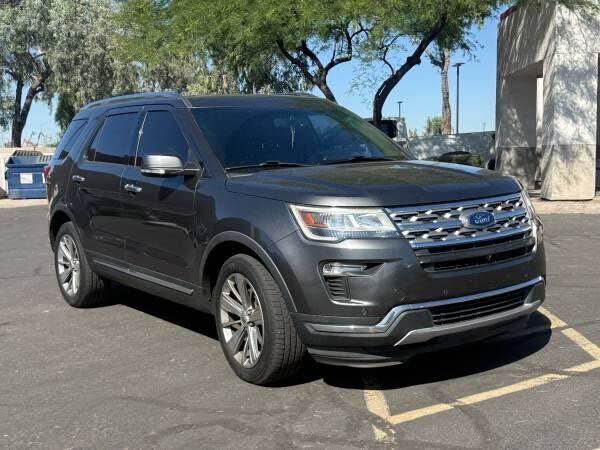 2018 FORD Explorer