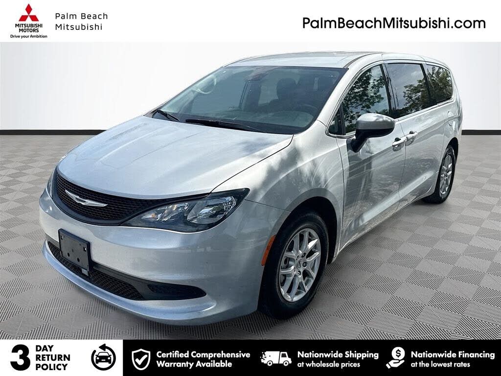 2023 CHRYSLER Voyager