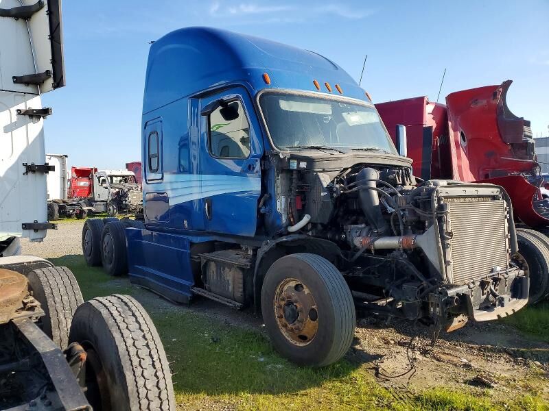2020 FREIGHTLINER New Cascadia 126" Sleepercab