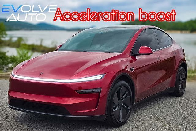 2026 TESLA Model Y
