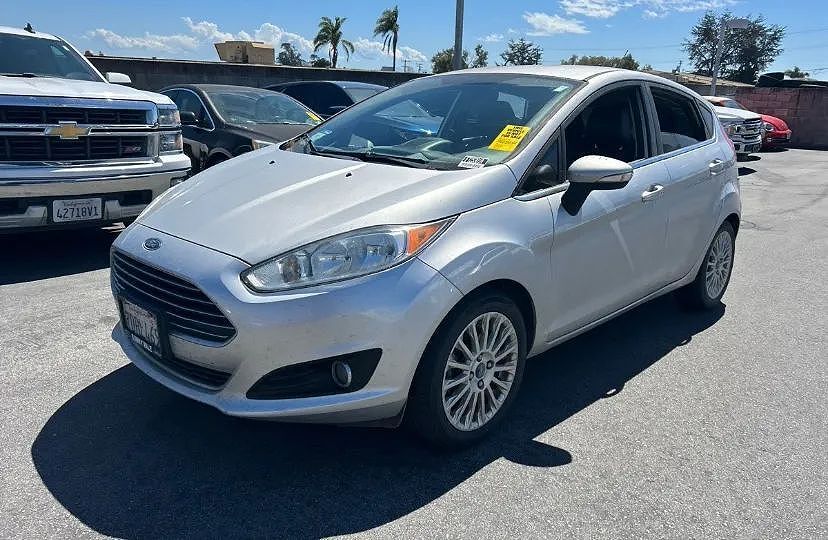 2014 FORD Fiesta