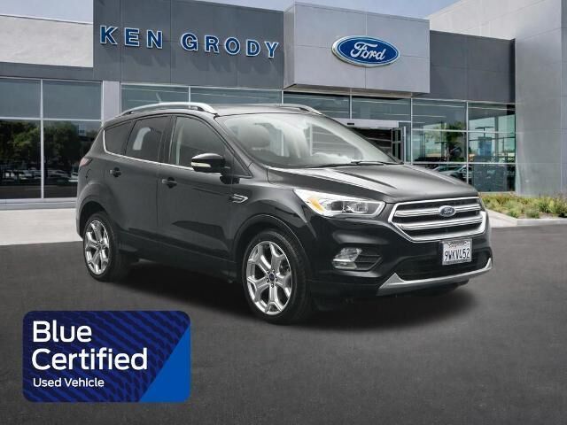 2017 FORD Escape