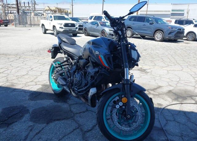2023 YAMAHA MTN690