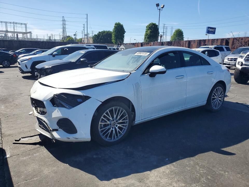 2025 MERCEDES-BENZ CLA-Class