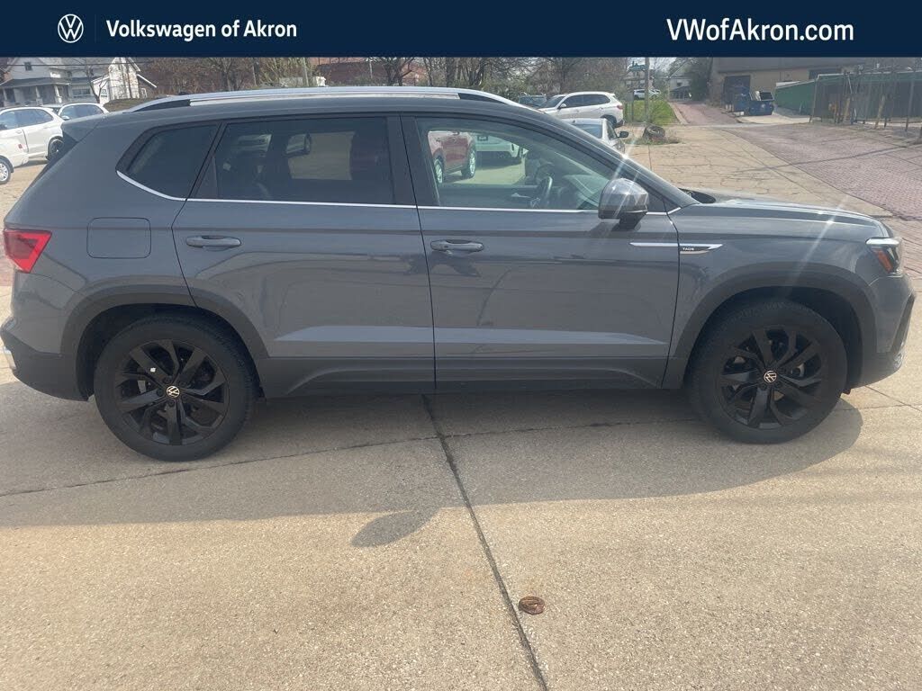 2023 VOLKSWAGEN Taos 4Motion
