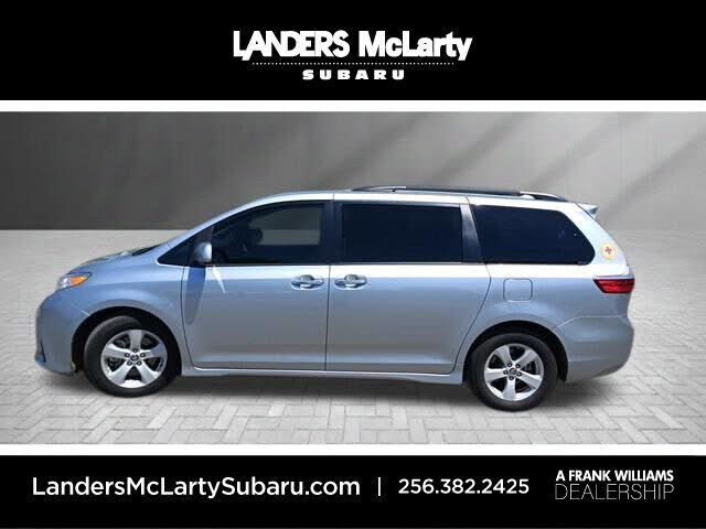 2019 TOYOTA Sienna