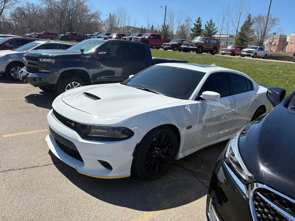 2019 DODGE Charger