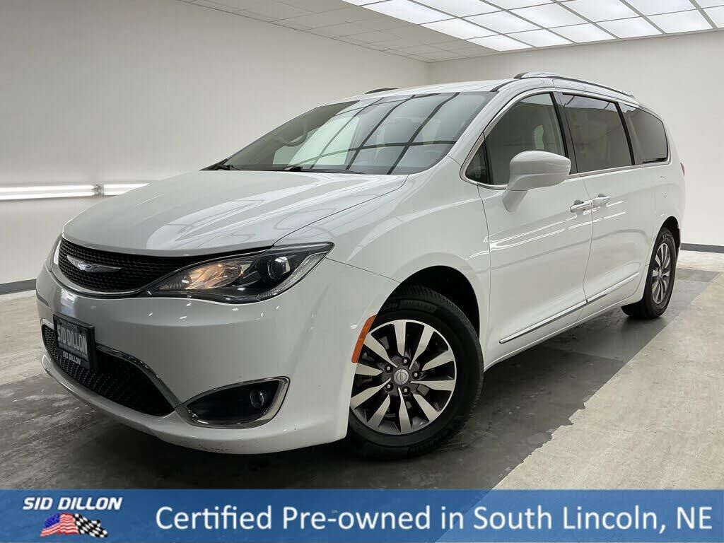 2019 CHRYSLER Pacifica