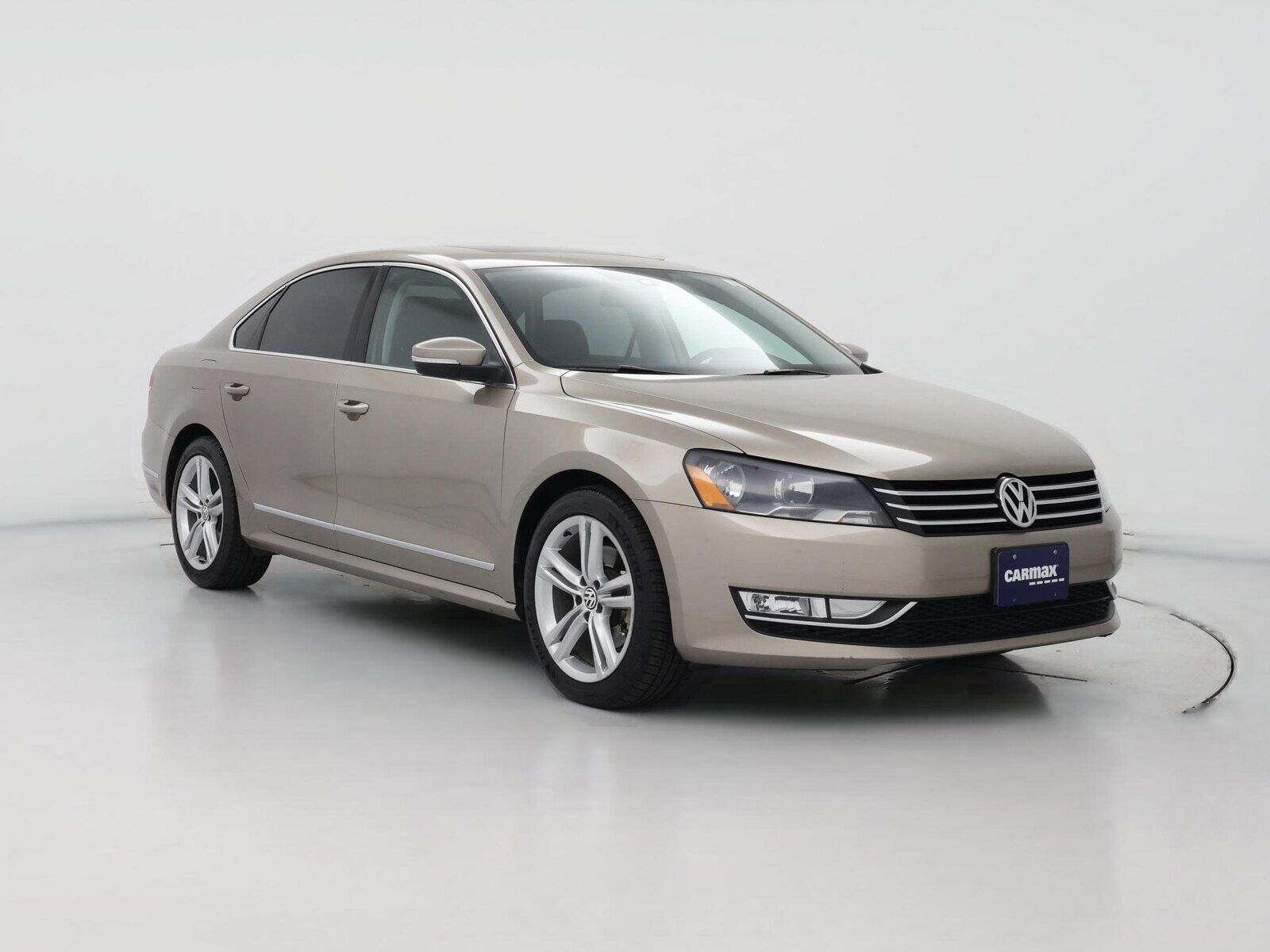 2015 VOLKSWAGEN Passat