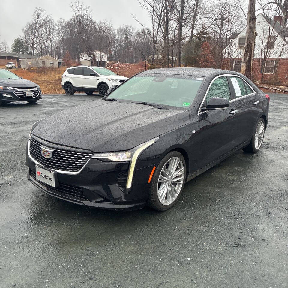 2022 CADILLAC CT4