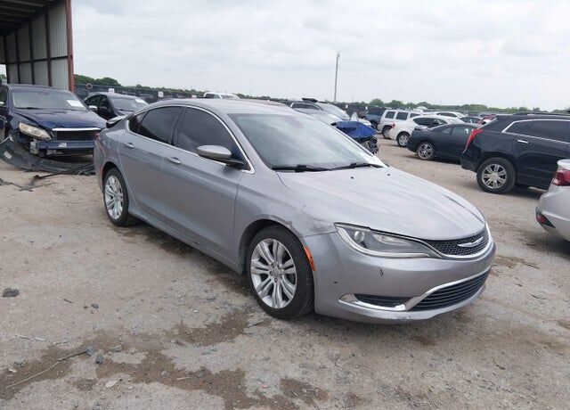 2015 CHRYSLER 200