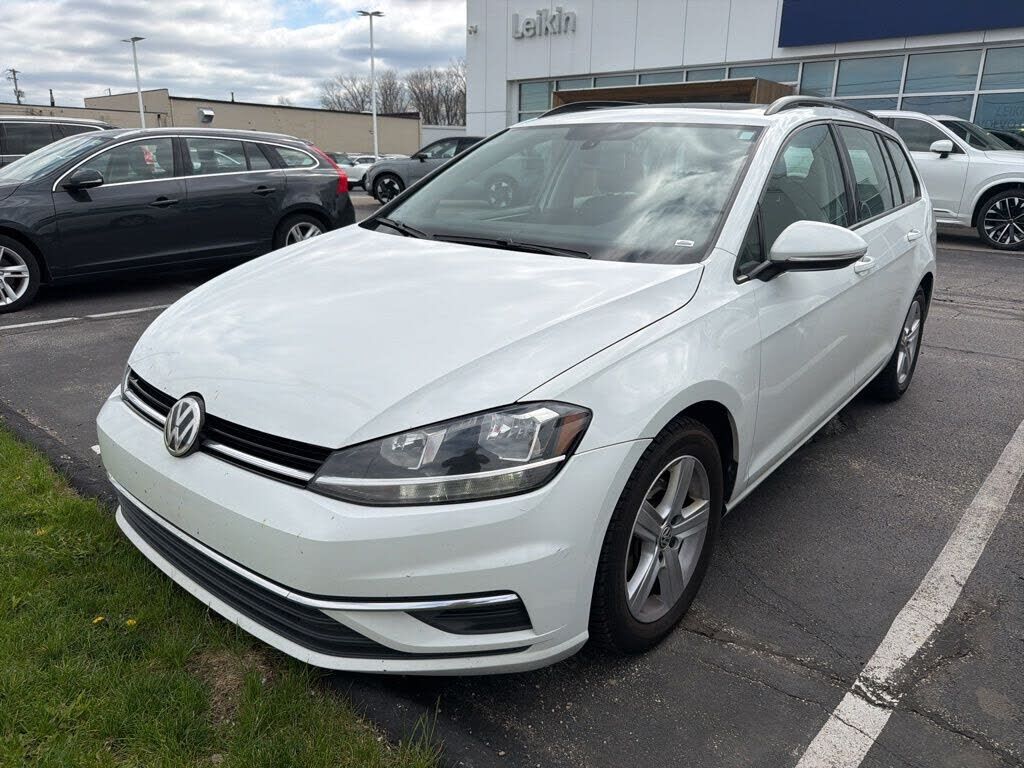 2018 VOLKSWAGEN Golf SportWagen