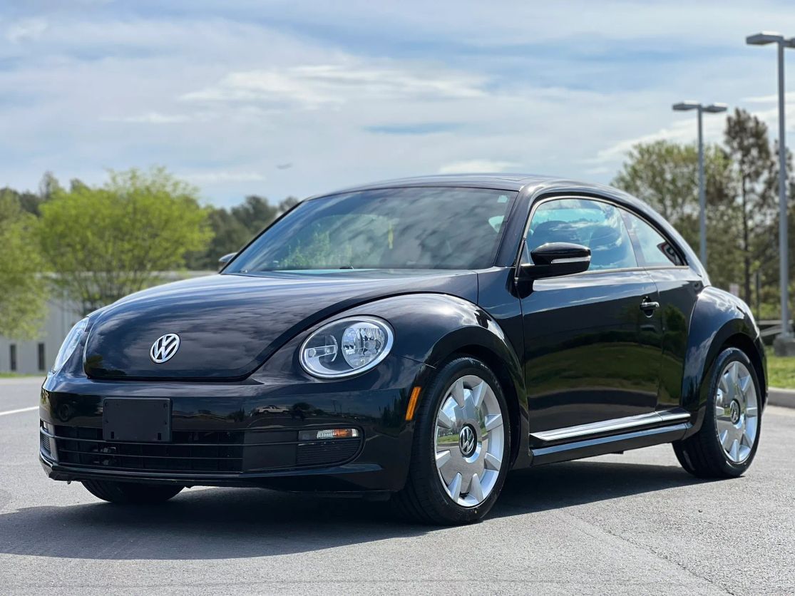 2012 VOLKSWAGEN Beetle
