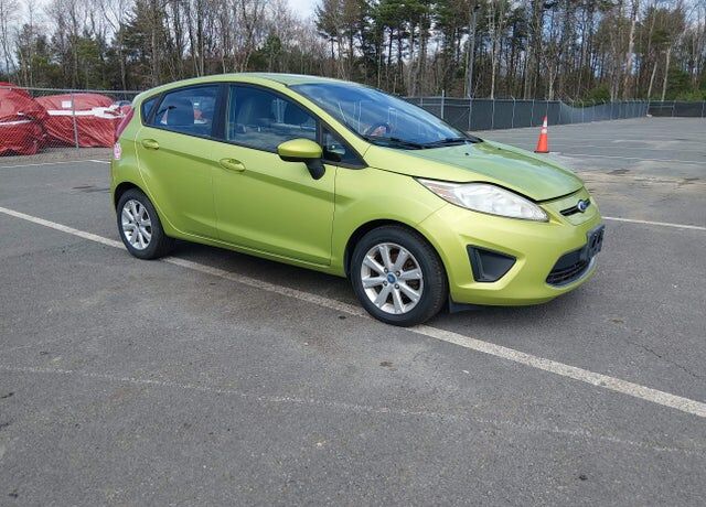 2011 FORD Fiesta