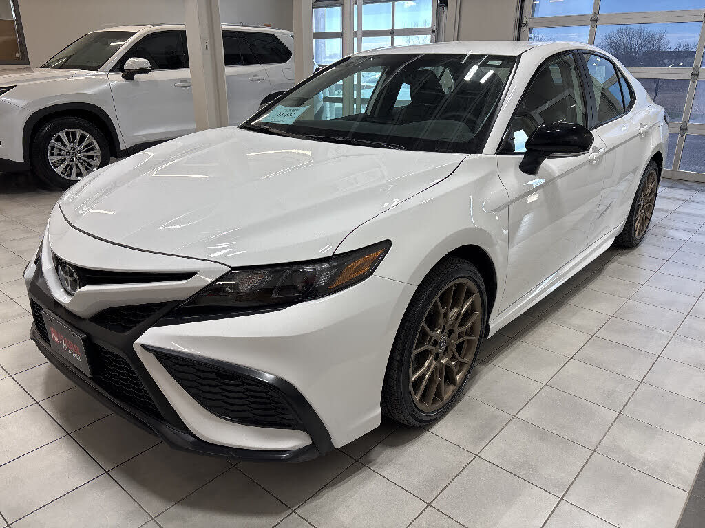 2024 TOYOTA Camry