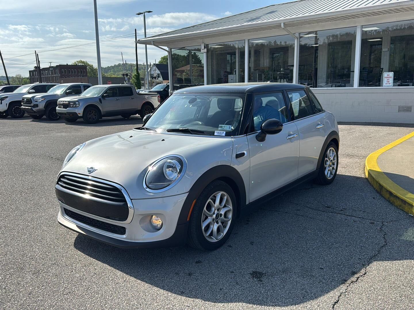 2019 MINI Cooper