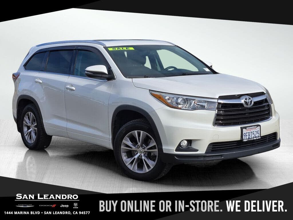 2015 TOYOTA Highlander