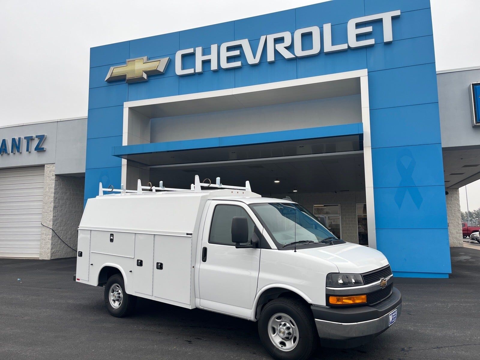 2025 CHEVROLET Express