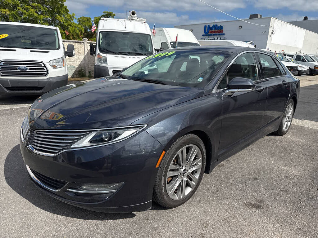 2013 LINCOLN MKZ