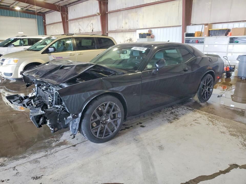 2017 DODGE Challenger