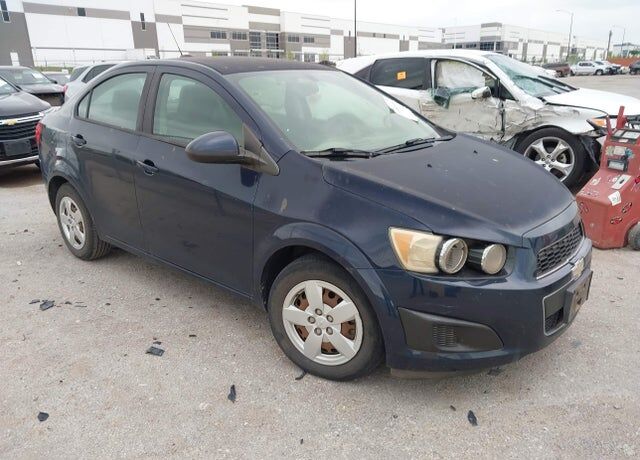 2015 CHEVROLET Sonic