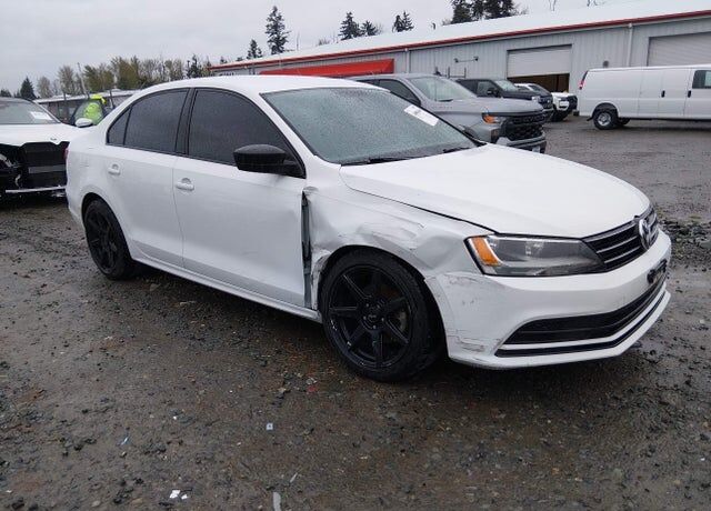 2016 VOLKSWAGEN Jetta