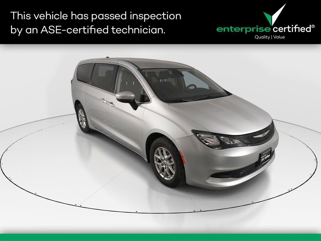 2023 CHRYSLER Voyager