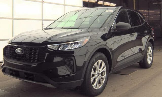 2023 FORD Escape