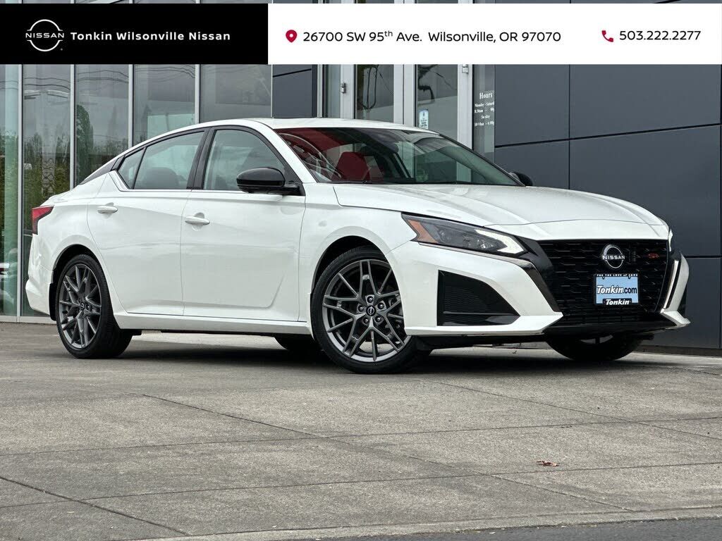 2024 NISSAN Altima