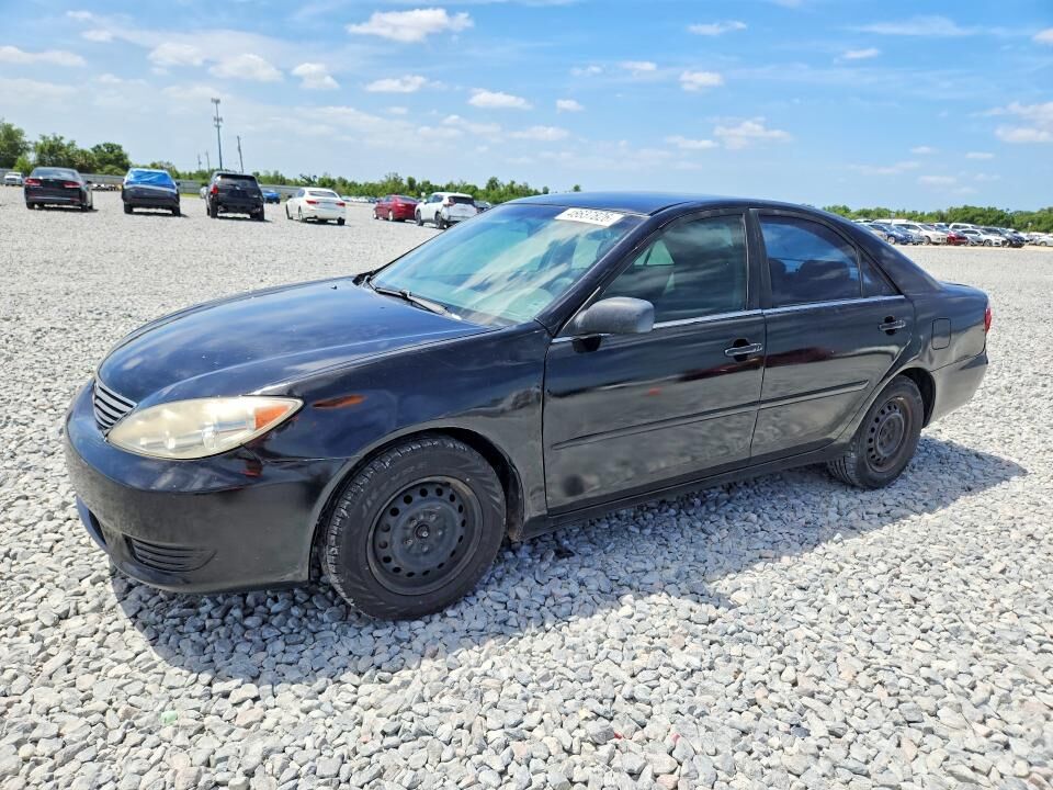 2005 TOYOTA Camry