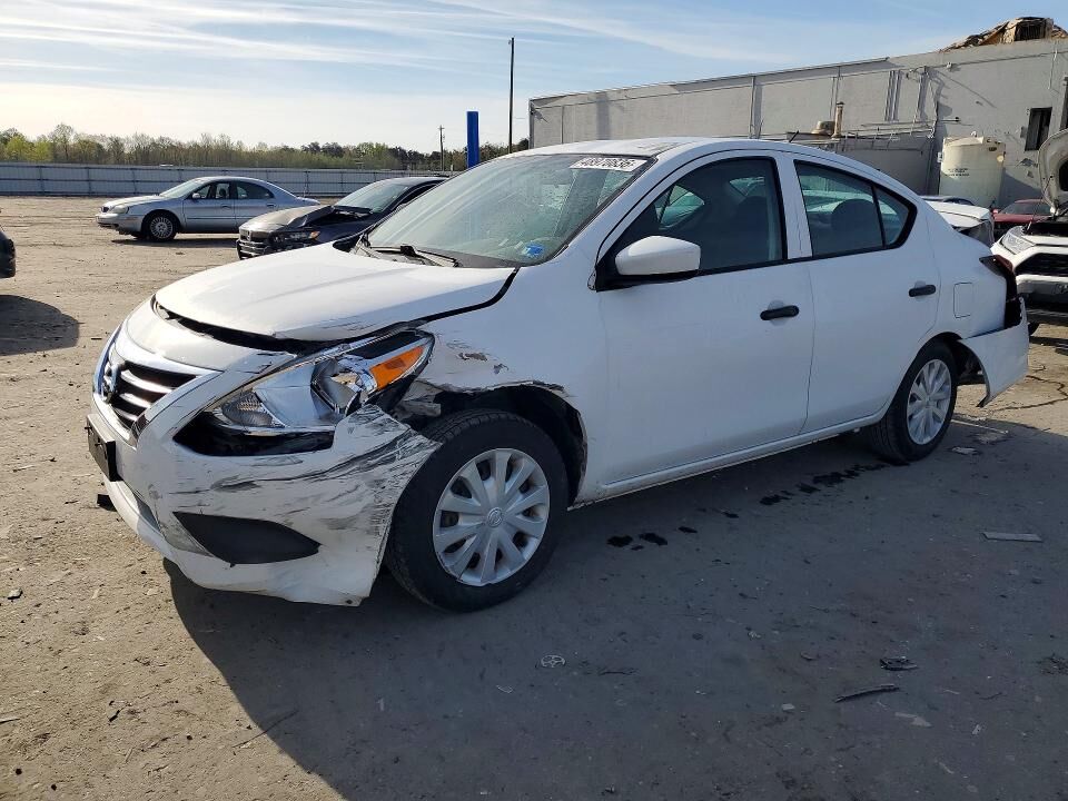 2018 NISSAN Versa