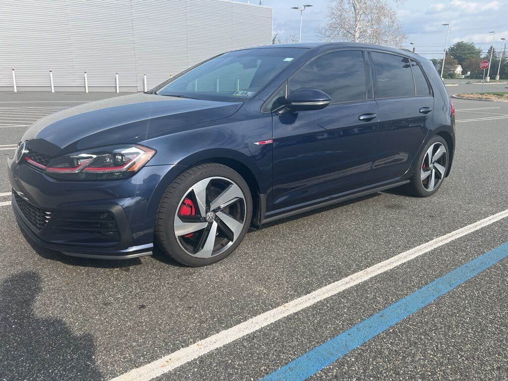 2019 VOLKSWAGEN Golf GTI