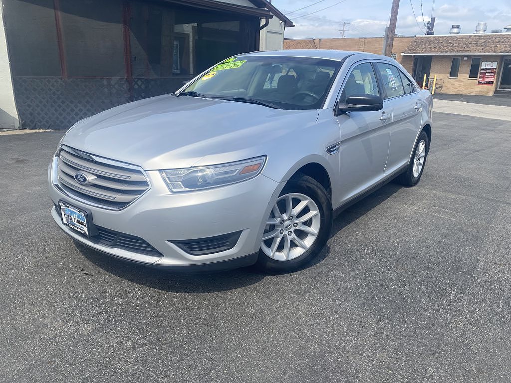 2013 FORD Taurus