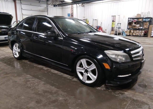 2011 MERCEDES-BENZ C-Class