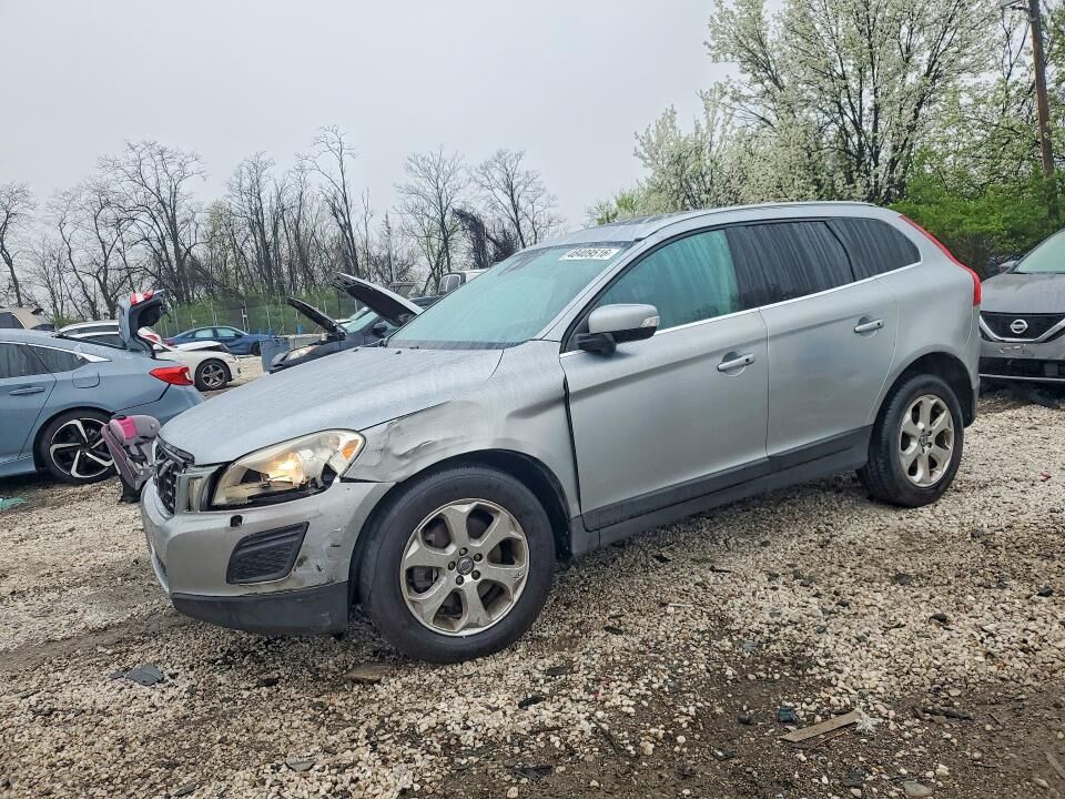 2013 VOLVO XC60