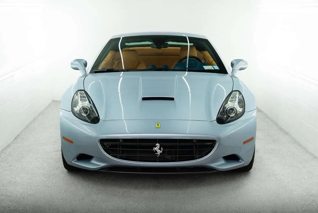 Ferrari California