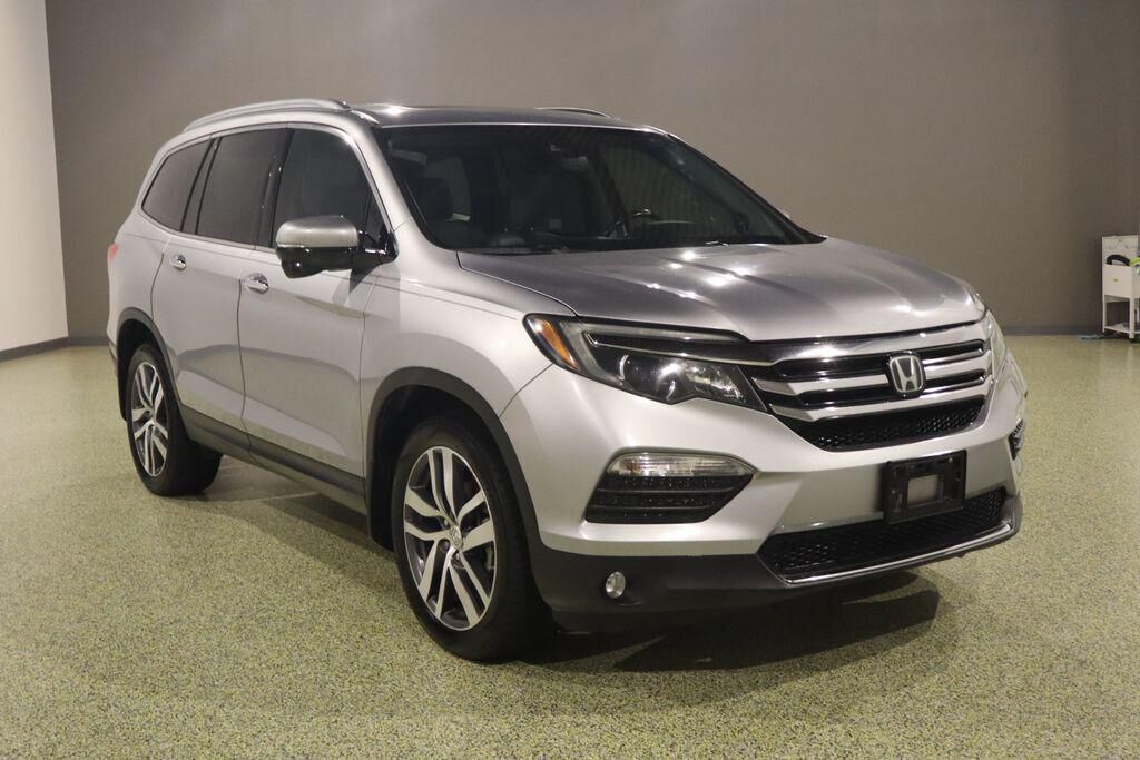 2017 HONDA Pilot