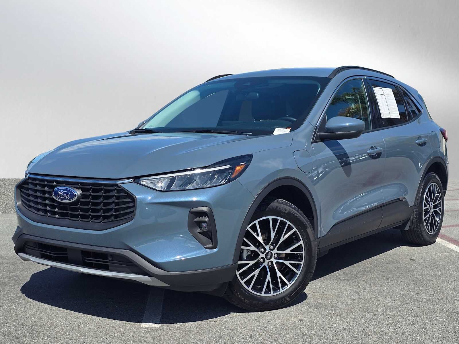 2023 FORD Escape